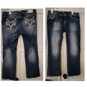 Vigoss blue jeans with decorative pockets